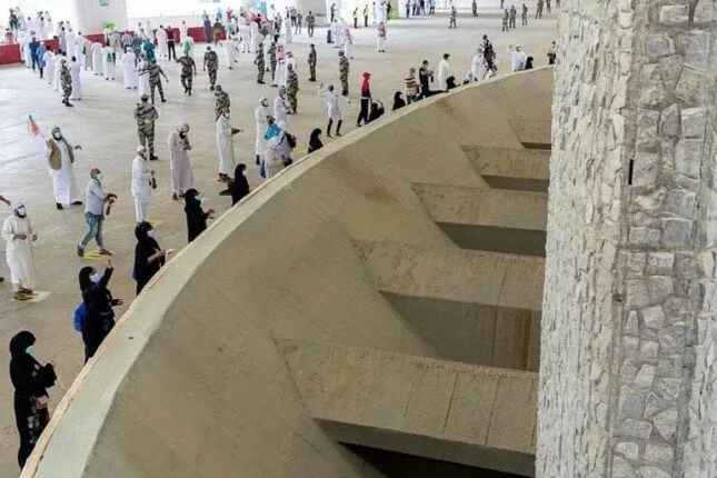 أول أيام التشريق: ما هي أنشطة الحجاج في منى؟