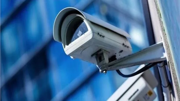 تحليل تسجيلات كاميرات المراقبة في منطقة موقع إنشاء ببدر بعد وقوع عملية سرقة تحليل تسجيلات كاميرات المراقبة في منطقة موقع إنشاء ببدر بعد وقوع عملية سرقة