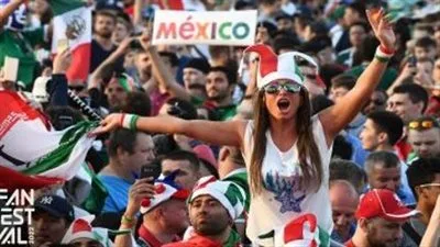 ممنوع من التأييد: حظر ترامب يعيق فرحة الجماهير ويعطل مسارهم نحو كأس العالم. ممنوع من التأييد: حظر ترامب يعيق فرحة الجماهير ويعطل مسارهم نحو كأس العالم.