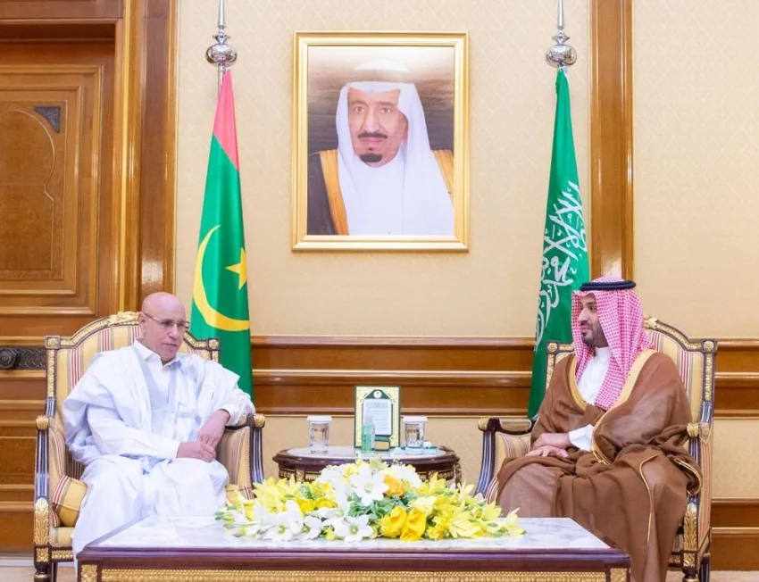 ولي العهد يناقش العلاقات الثنائية مع الرئيس الموريتاني ولي العهد يناقش العلاقات الثنائية مع الرئيس الموريتاني