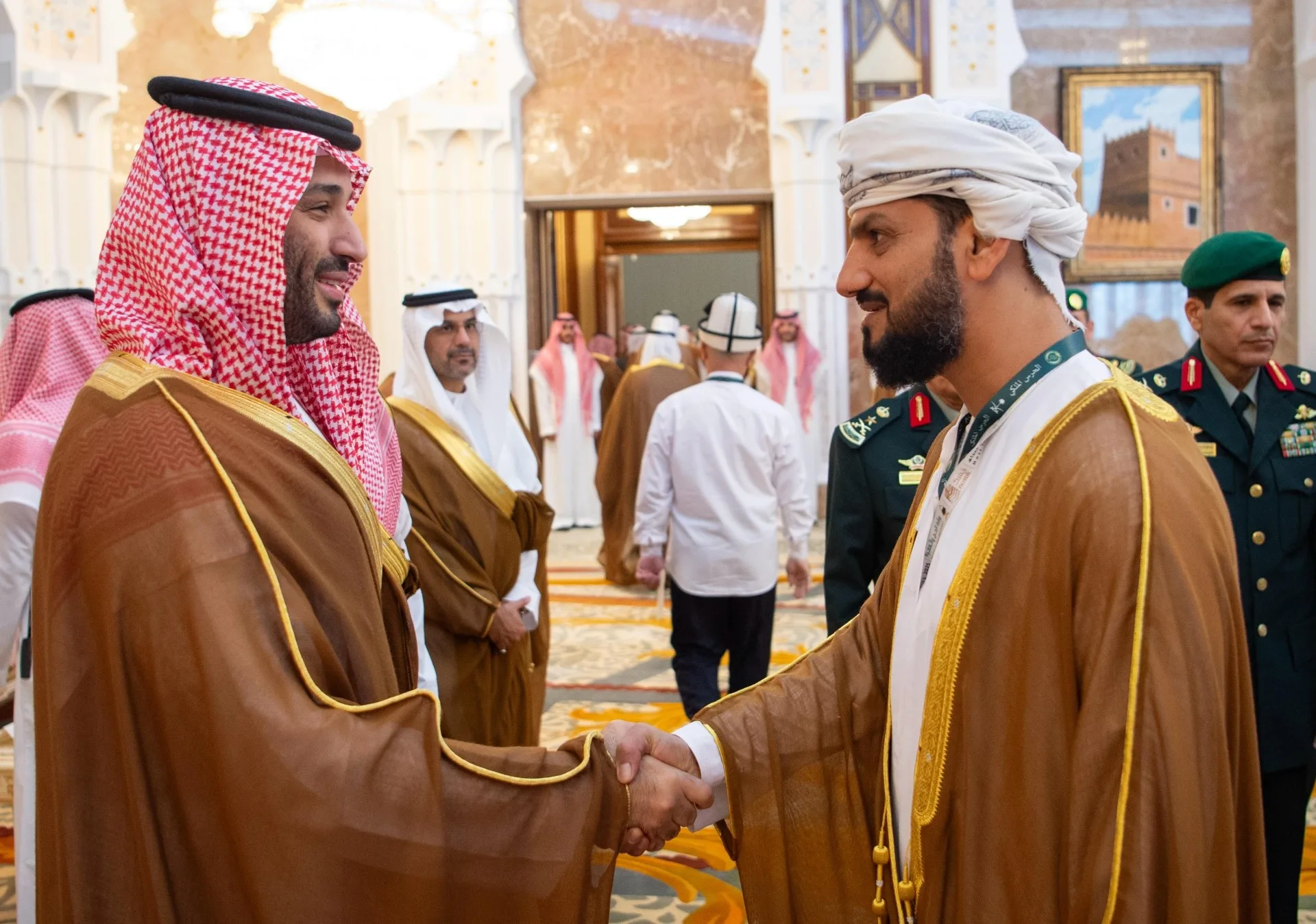 الوفد العماني للحج يشارك في مراسم استقبال قادة وفود الحجاج الوفد العماني للحج يشارك في مراسم استقبال قادة وفود الحجاج