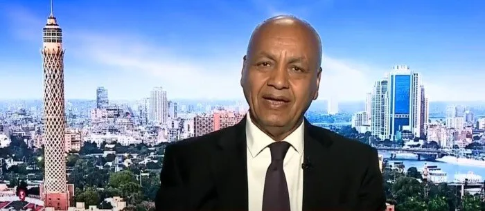 مصطفى بكري: أمن واستقرار مصر هما السبب وراء استثناء المصريين من قائمة الممنوعين من دخول أمريكا. مصطفى بكري: أمن واستقرار مصر هما السبب وراء استثناء المصريين من قائمة الممنوعين من دخول أمريكا.