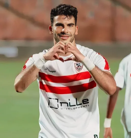 زيزو يعبّر عن غضبه: والدي تعرض للإهانة والزمالك أهانني بعد اتفاق الـ 50 مليون. زيزو يعبّر عن غضبه: والدي تعرض للإهانة والزمالك أهانني بعد اتفاق الـ 50 مليون.