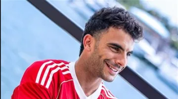 الحساب الرسمي للأهلي يهنئ أحمد سيد زيزو على انضمامه لفريق المارد الأحمر