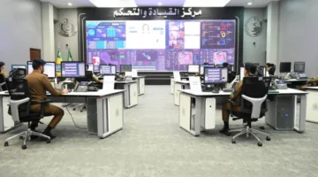 مركز القيادة والسيطرة للدفاع المدني يتابع معايير الأداء الميداني للقوات