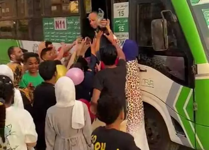 اليوم الثاني للعيد: ازدحام كبير في المنتزهات ورحلات مجانية لوسائل النقل في العاصمة (التفاصيل) اليوم الثاني للعيد: ازدحام كبير في المنتزهات ورحلات مجانية لوسائل النقل في العاصمة (التفاصيل)