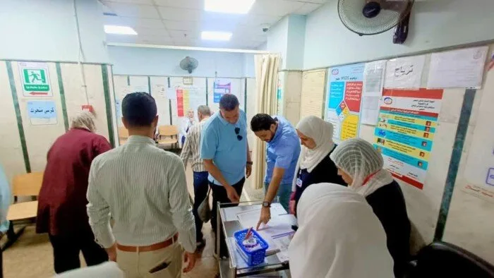 نائب مدير التأمين الصحي في القليوبية يقوم بزيارة لمتابعة سير العمل في المستشفيات نائب مدير التأمين الصحي في القليوبية يقوم بزيارة لمتابعة سير العمل في المستشفيات