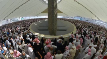 أعمال اليوم الثاني من أيام التشريق بعد عيد الأضحى: اليوم الذي يُختتم فيه المناسك للحجاج المُتعجلين.