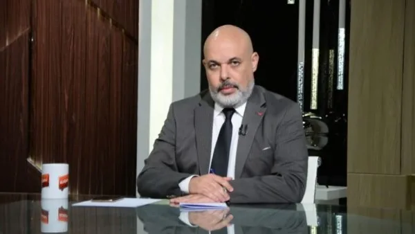 إيهاب واصف: زيادة الاحتياطي النقدي تعزز استقرار الجنيه وتحد من تقلبات الذهب إيهاب واصف: زيادة الاحتياطي النقدي تعزز استقرار الجنيه وتحد من تقلبات الذهب