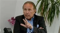 هاني توفيق: السبيل الوحيد للتغلب على أزمة عجز الميزانية هو تعزيز إيرادات الضرائب