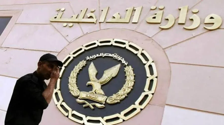 إصدار (135) مخالفة بحق محلات لم تلتزم بقرار الإغلاق خلال 24 ساعة إصدار (135) مخالفة بحق محلات لم تلتزم بقرار الإغلاق خلال 24 ساعة
