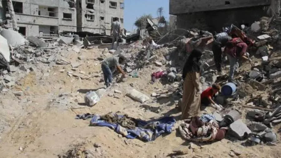 استشهاد 21 فلسطينياً نتيجة قصف الاحتلال على غزة منذ صباح اليوم استشهاد 21 فلسطينياً نتيجة قصف الاحتلال على غزة منذ صباح اليوم