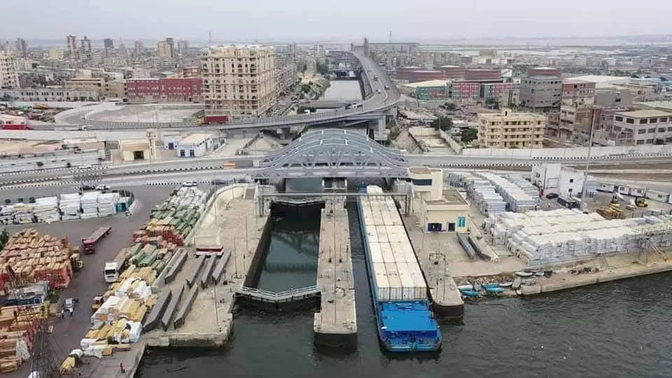 النقل تشجع شركات القطاع الخاص على الاستثمار في النقل النهري تزامناً مع تنفيذ خطة شاملة لتطوير هذا القطاع.