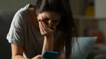 فتاة تتسبب في حادث مروع في منزل بكوم أمبو خلال ثالث أيام العيد.. تعرف على التفاصيل