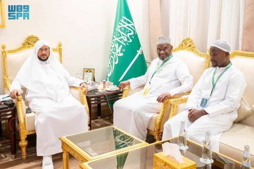 وزير الأوقاف يستضيف رئيس المجلس الإسلامي في ملاوي وزير الأوقاف يستضيف رئيس المجلس الإسلامي في ملاوي