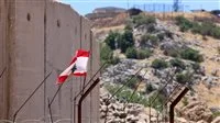 لبنان يحذر مواطنيه من التواصل مع الإعلام والجيش الإسرائيليين