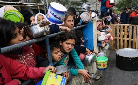 سياسة إسرائيلية: مراكز الإغاثة تتحول إلى “فخاخ الموت” سياسة إسرائيلية: مراكز الإغاثة تتحول إلى “فخاخ الموت”