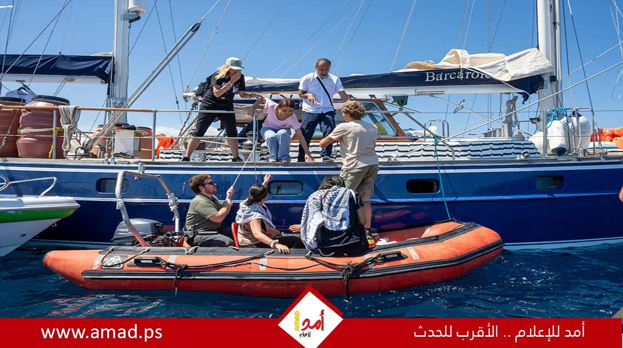 إسرائيل تُرحّل النشطاء المتبقين من سفينة “مادلين” إلى الأردن استعداداً لنقلهم. إسرائيل تُرحّل النشطاء المتبقين من سفينة “مادلين” إلى الأردن استعداداً لنقلهم.