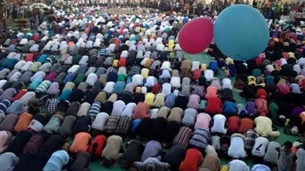 تجربة ترفيهية فريدة: الزوار يستمتعون بركوب قطار الحديقة الدولية احتفالًا بعيد الأضحى تجربة ترفيهية فريدة: الزوار يستمتعون بركوب قطار الحديقة الدولية احتفالًا بعيد الأضحى