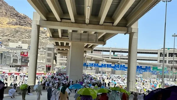 تيسير رحلة الحجاج المتعجلين من مشعر منى.. ووزارة السياحة تتابع الإجراءات على الأرض تيسير رحلة الحجاج المتعجلين من مشعر منى.. ووزارة السياحة تتابع الإجراءات على الأرض