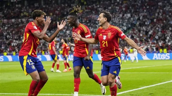 تشكيلة إسبانيا لملاقاة البرتغال في نهائي دوري الأمم الأوروبية تشكيلة إسبانيا لملاقاة البرتغال في نهائي دوري الأمم الأوروبية