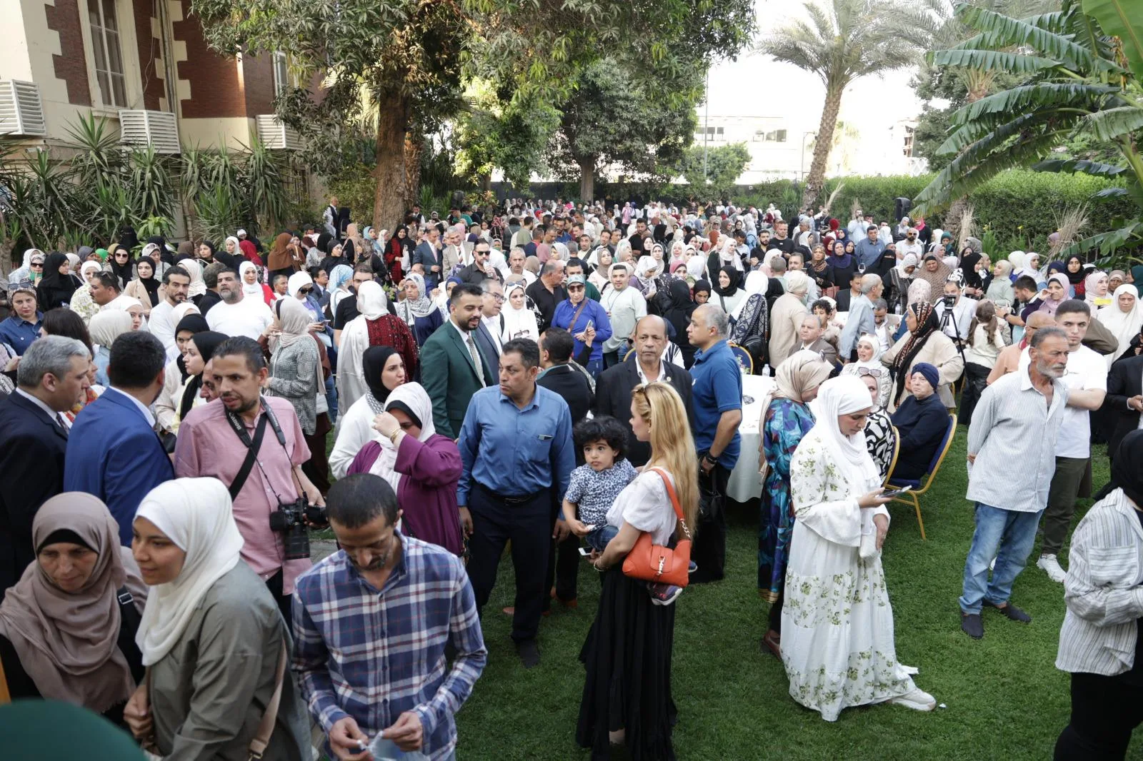 السفارة التركية في القاهرة تقيم احتفالية بمناسبة عيد الأضحى بحضور أسر من فلسطين ومصر السفارة التركية في القاهرة تقيم احتفالية بمناسبة عيد الأضحى بحضور أسر من فلسطين ومصر