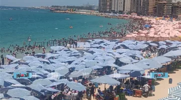ازدحام المواطنين على شواطئ غرب الإسكندرية في اليوم الثالث لعيد الأضحى