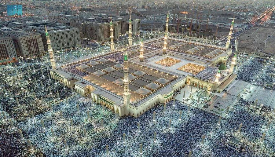 آداب زيارة المسجد النبوي: 6 أمور يجب تجنبها شرعًا آداب زيارة المسجد النبوي: 6 أمور يجب تجنبها شرعًا