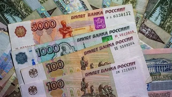قفزة غير عادية.. الروبل الروسي يستمر في تحقيق أداء قوي ويفوق مكاسبه 40٪. قفزة غير عادية.. الروبل الروسي يستمر في تحقيق أداء قوي ويفوق مكاسبه 40٪.