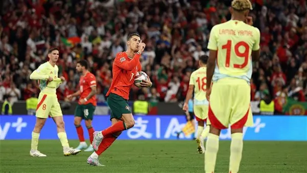 عاجل.. البرتغال تتوج بطلا لدوري الأمم الأوروبية بعد الفوز على إسبانيا في ركلات الترجيح عاجل.. البرتغال تتوج بطلا لدوري الأمم الأوروبية بعد الفوز على إسبانيا في ركلات الترجيح