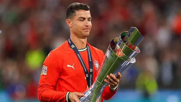 رونالدو يؤكد بقاءه مع النصر السعودي في الموسم القادم