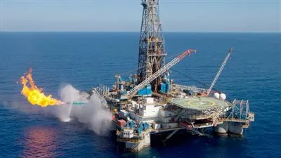 1.24 مليار دولار لتطوير 7 مشروعات جديدة في قطاع الغاز | حفر 17 بئراً استكشافية في منطقتي الدلتا والبحر الأبيض المتوسط 1.24 مليار دولار لتطوير 7 مشروعات جديدة في قطاع الغاز | حفر 17 بئراً استكشافية في منطقتي الدلتا والبحر الأبيض المتوسط