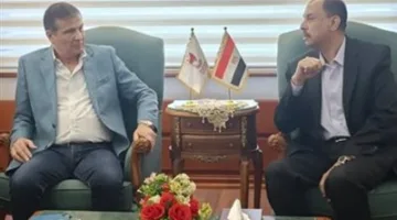 وزير الزراعة يتناول مع محافظ سوهاج طرق تحسين التنمية الزراعية ومساندة الفلاحين