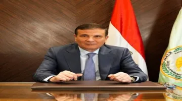 وزير الزراعة ومحافظ سوهاج يلتقيان بالمهندس المعتدى عليه في مستشفى الجامعة