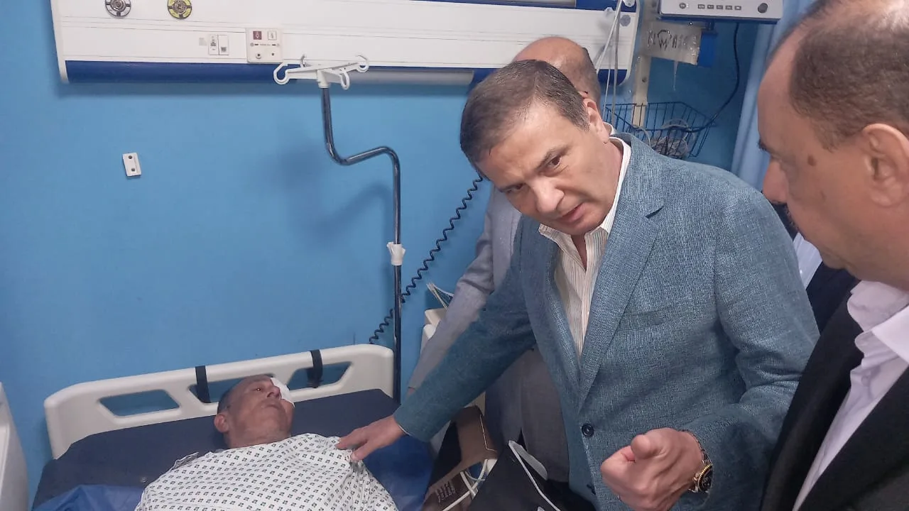وزير الزراعة: الحكومة لن تتسامح مع من يعتدي على موظفيها أثناء تأدية مهامهم وزير الزراعة: الحكومة لن تتسامح مع من يعتدي على موظفيها أثناء تأدية مهامهم