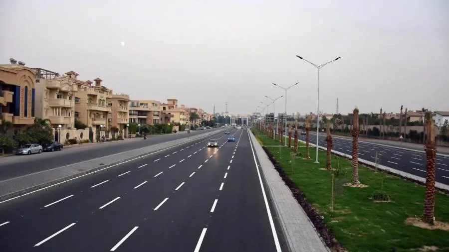 رئيس جهاز القاهرة الجديدة: اكتمال تنفيذ وتطوير مجموعة شاملة من المحاور والطرق بطول يتجاوز 110.5 كم رئيس جهاز القاهرة الجديدة: اكتمال تنفيذ وتطوير مجموعة شاملة من المحاور والطرق بطول يتجاوز 110.5 كم