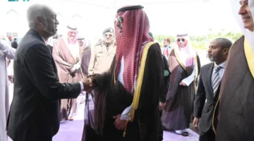 رئيس المالديف يغادر مدينة جدة