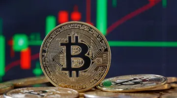 «بيتكوين» تسجل زيادة بنسبة 1.5% وصولًا إلى 106.7 ألف دولار خلال تداولات اليوم