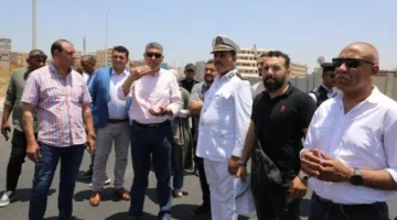 قبل الافتتاح العالمي المنتظر.. محافظ الجيزة يستعرض منطقة المتحف المصري الكبير.