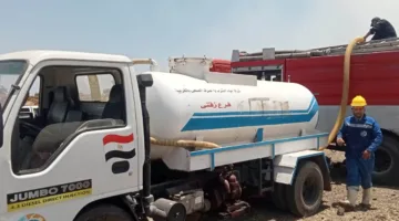 بالصور | محافظ الغربية: إخماد حريق في شونة كتان شبراملس.. ونشيد بجهود الدفاع المدني
