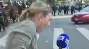 «أثناء البث المباشر».. شرطي أمريكي يطلق النار على مراسلة خلال تغطيتها للاحتجاجات في لوس أنجلوس | صور