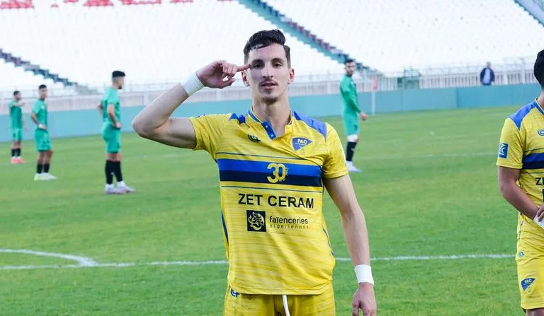قبل انطلاق مغامرته الجديدة.. بلماضي يسعى لاكتشاف مواهب الدوري الجزائري قبل انطلاق مغامرته الجديدة.. بلماضي يسعى لاكتشاف مواهب الدوري الجزائري