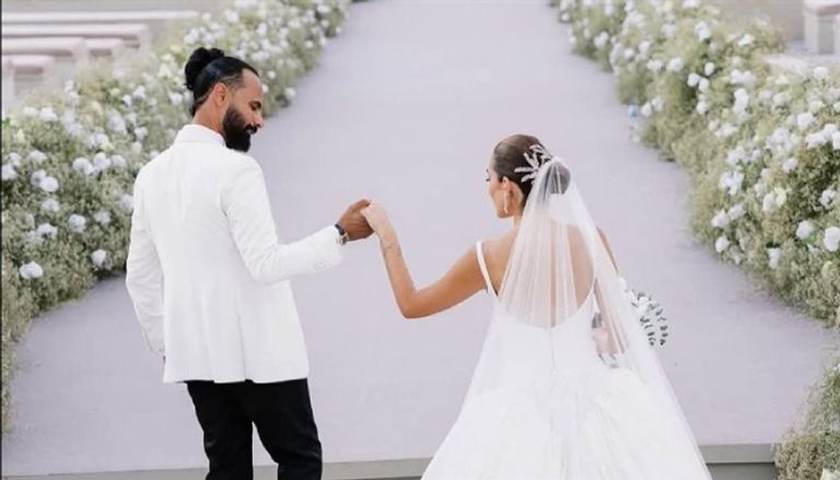حفل زفاف أمينة خليل وأحمد زعتر في اليونان