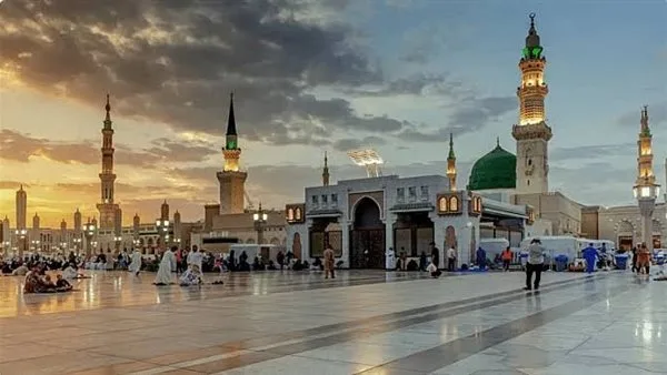 “إدارة المسجد النبوي”: توفير خدمات تقنية متطورة لرعاية المصلين في فصل الصيف “إدارة المسجد النبوي”: توفير خدمات تقنية متطورة لرعاية المصلين في فصل الصيف