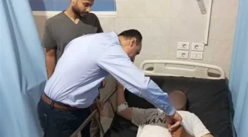 وكيل صحة الشرقية يُفاجئ موظفي مستشفى ههيا ويحوّل ممرضًا للتحقيق (تفاصيل)