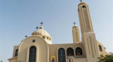 كنيسة سيدة البشارة للمهاجرين تحتفل بعيد نزول الروح القدس