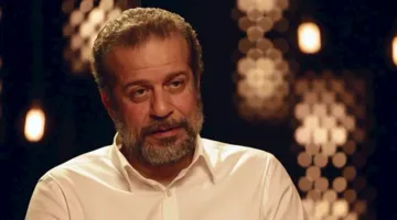 شريف منير يرسل تحية إلى عمرو دياب