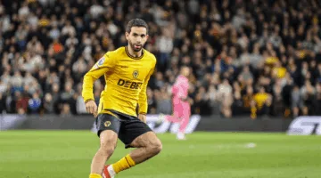 رسمياً.. مانشستر سيتي يتعاقد مع لاعب عربي