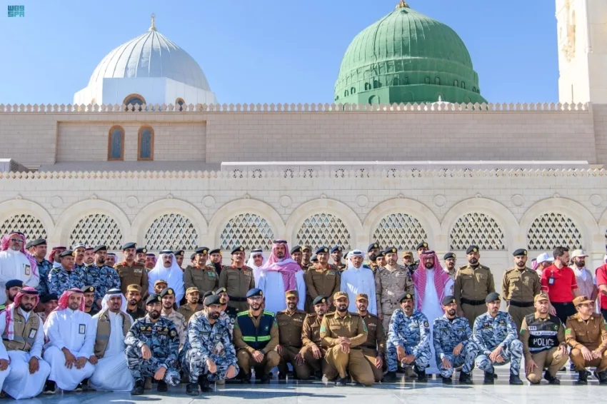 أمير المدينة: رعاية الحجاج تعتبر من أهم أولويات القيادة الحكيمة أمير المدينة: رعاية الحجاج تعتبر من أهم أولويات القيادة الحكيمة