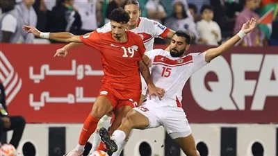 موعد لقاء فلسطين وعمان في تصفيات آسيا المؤهلة لمونديال 2026، القنوات الناقلة، التشكيل المتوقع، ومستجدات وضع وسام أبو علي.